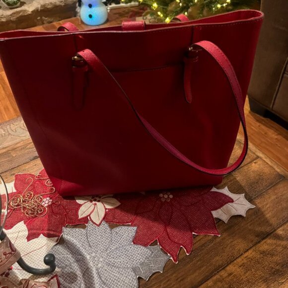 Michael Kors MK Large Luggage Jet Set Travel Tote - Picture 4 of 5